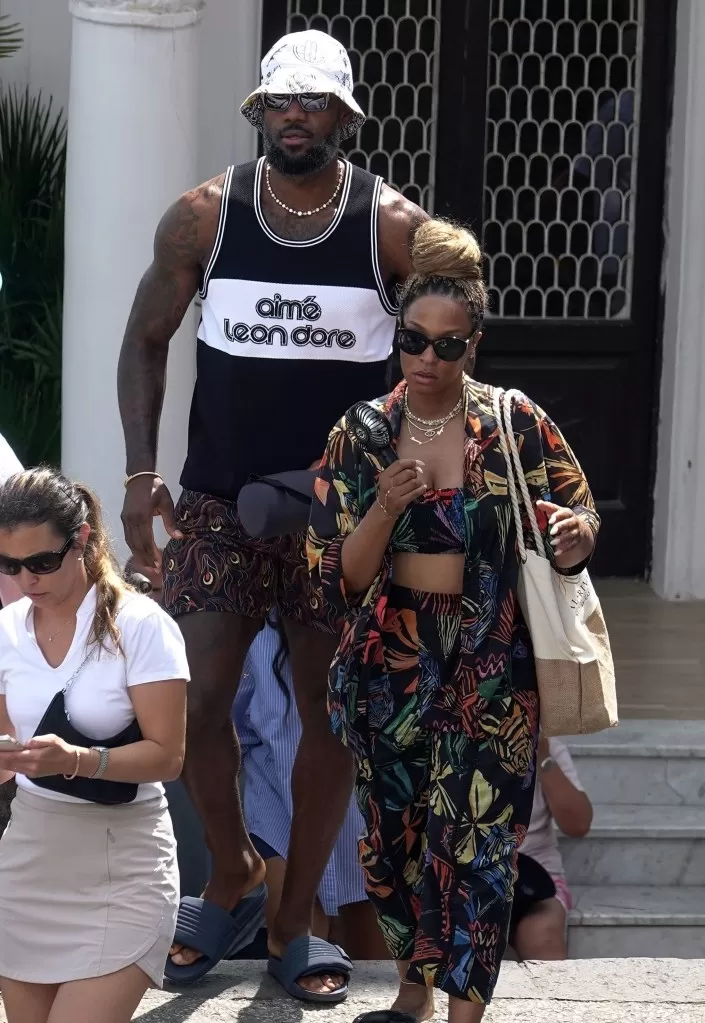 LeBron James enjoys Capri getaway with wife Savannah after Olympics