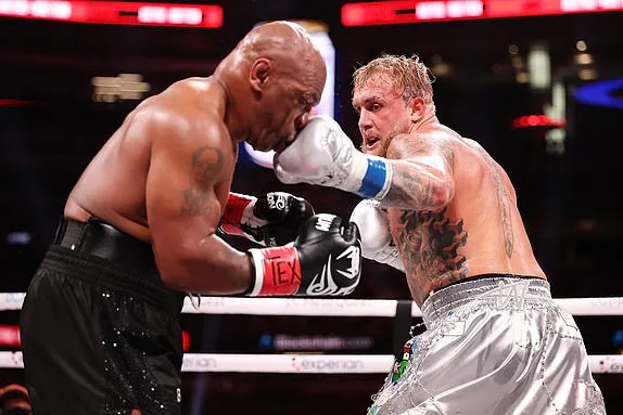 Jake Paul vs Mike Tyson RECAP: Scorecard and reaction on a sad night for  Iron Mike, 58, as 27-year-old YouTuber defeats him but refuses to pursue  knock-out in Netflix freak show |