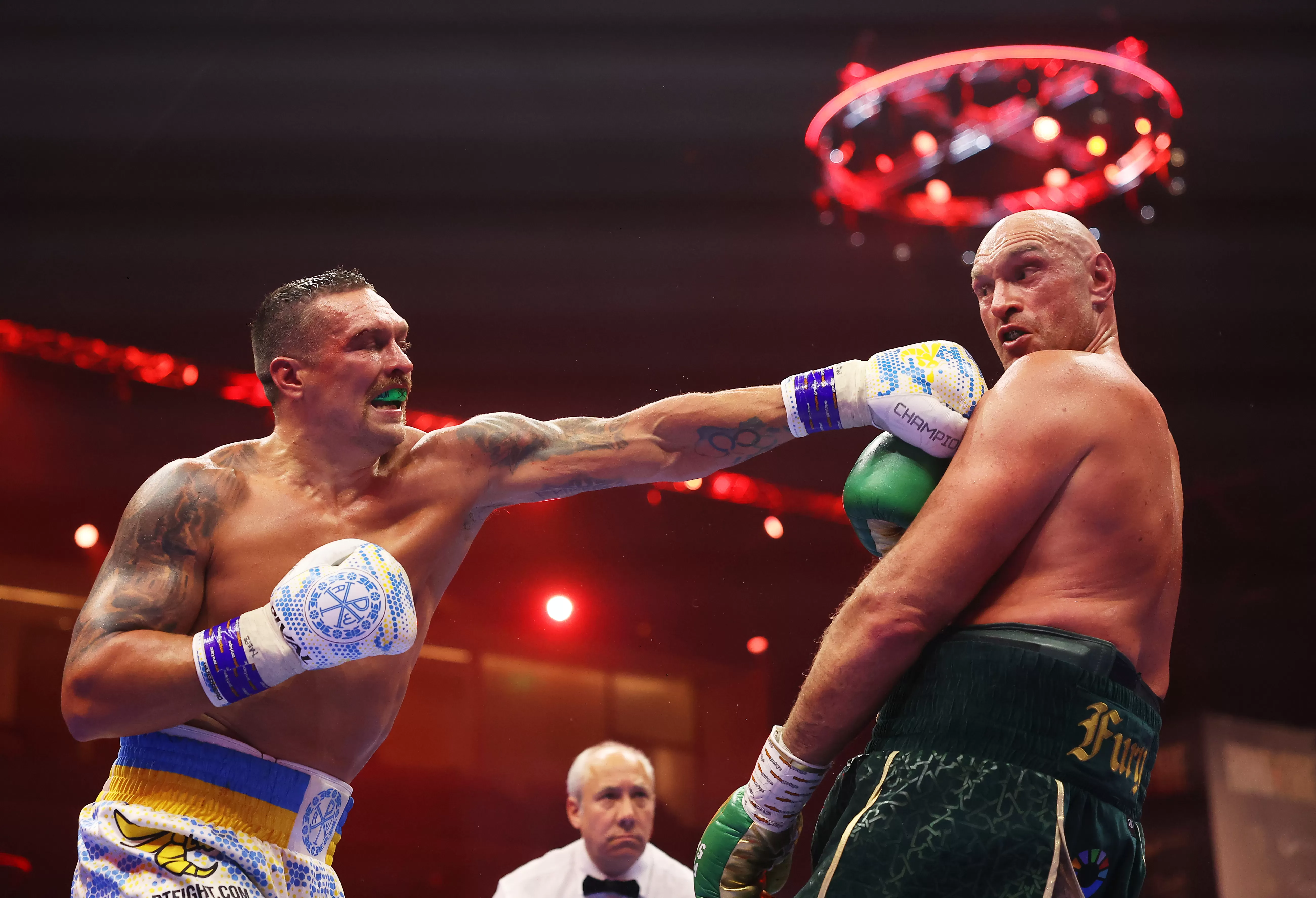 Moment Tyson Fury tells Oleksandr Usyk 'you look like a sexy beast' as  heavyweight boxer shows off new look | The Irish Sun