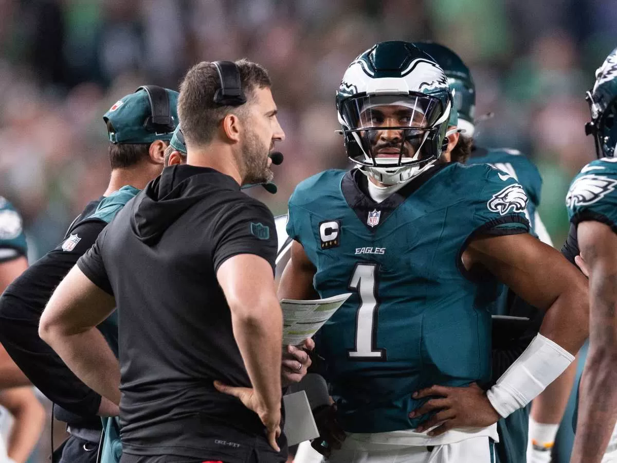 Jalen Hurts vs. A.J. Brown Controversy Draws Philadelphia Eagles Coach Nick  Sirianni Revealing Reaction - Athlon Sports