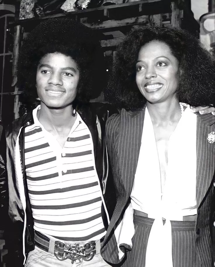 Michael Jackson y Diana Ross durante la conferencia de prensa de "The Wiz", 1977.