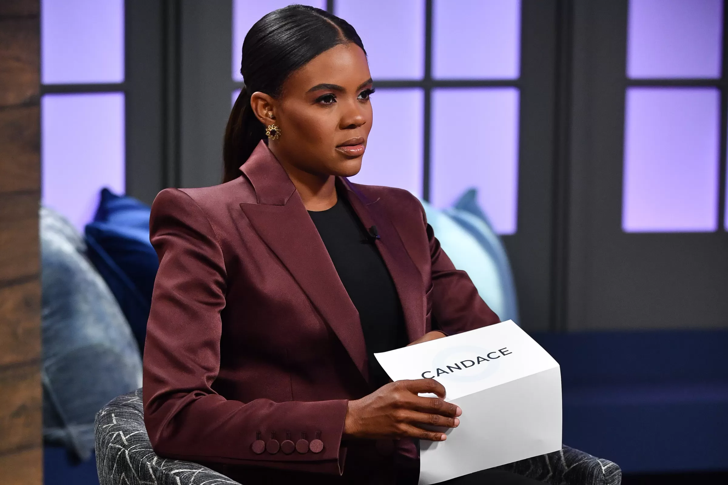 Candace Owens fordert Taylor Swift heraus - Newsweek