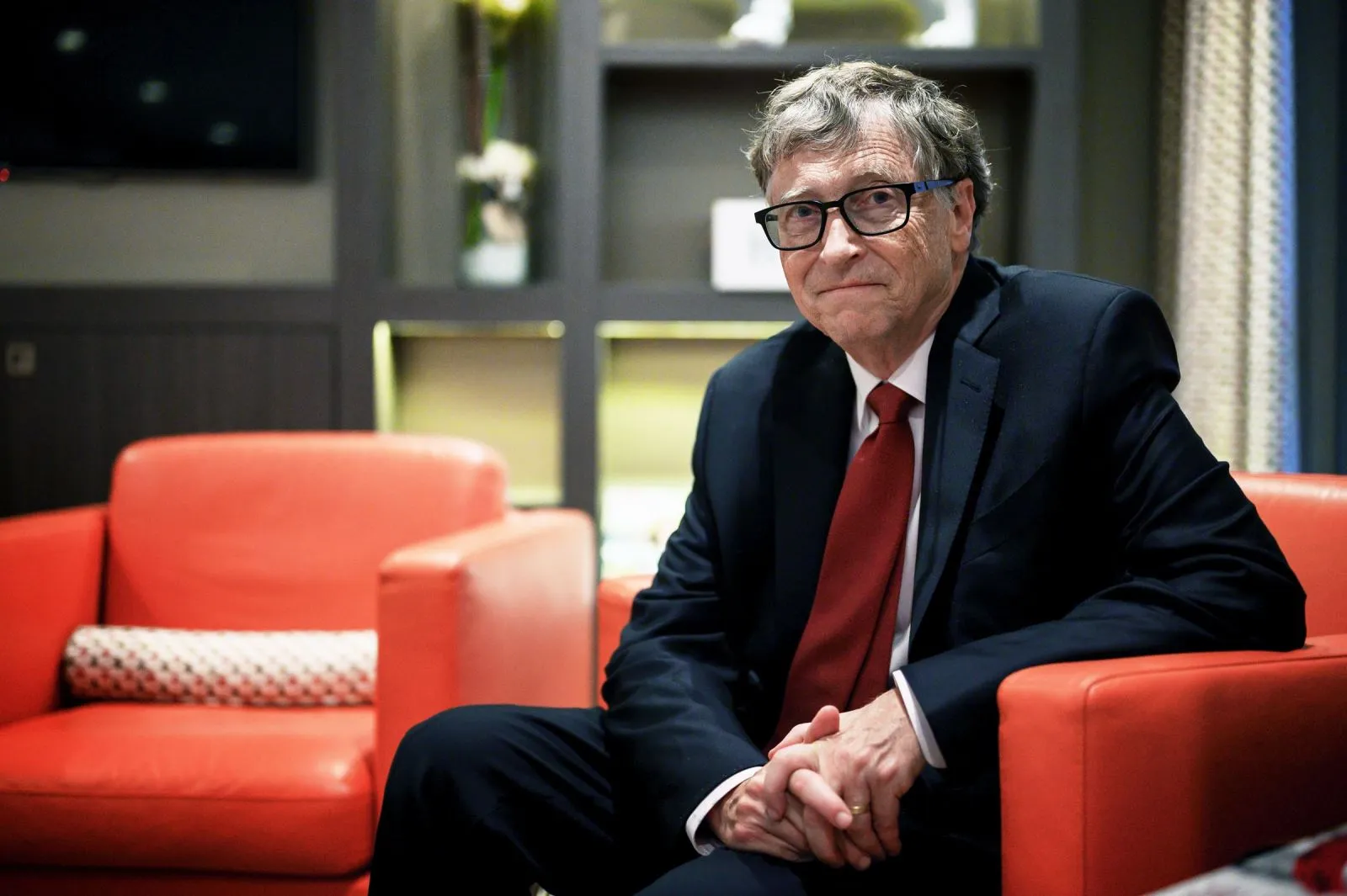 Bill Gates is 'angry' at the way the US is fighting COVID-19 | baotintuc.vn