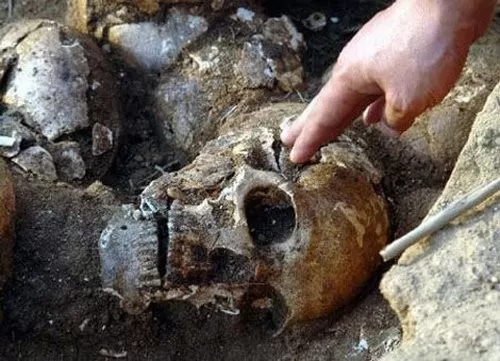 Le mystère de la tombe de Qin Shi Huang : La colline « personne n'a jamais touché » photo 3