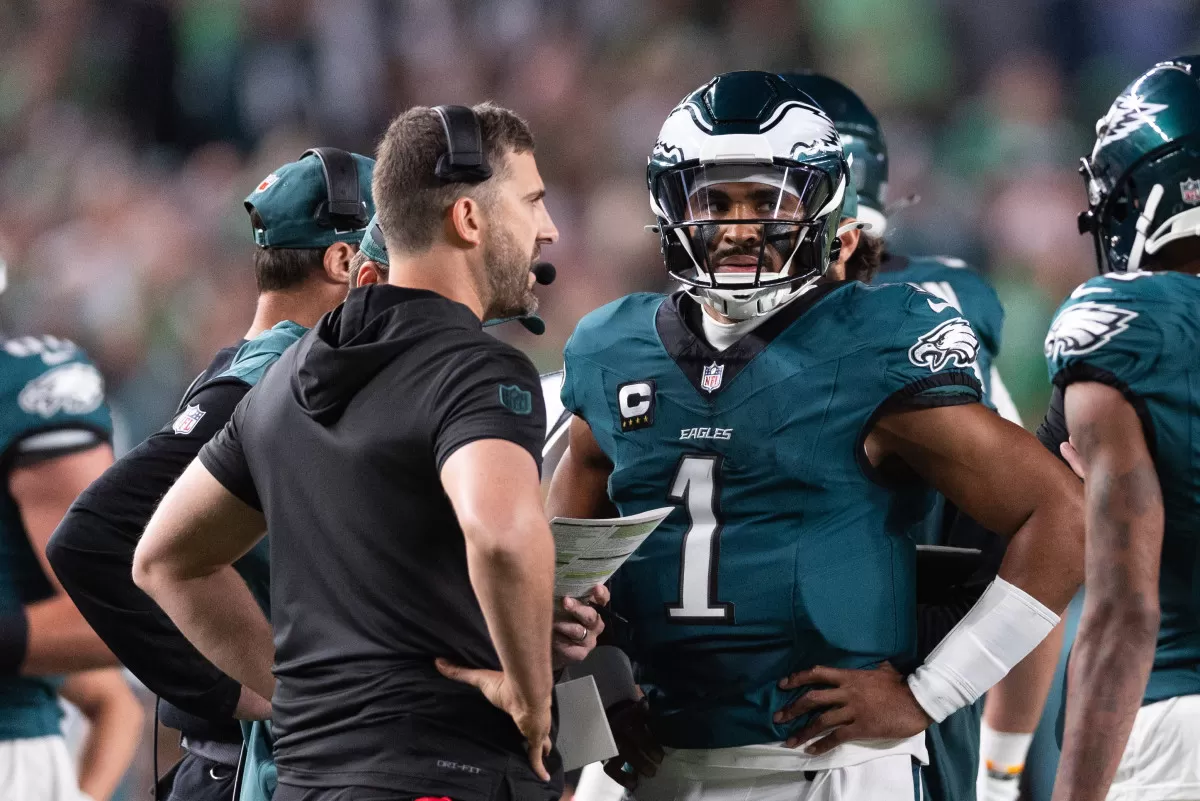 Is Jalen Hurts Under More Pressure For Philadelphia Eagles Despite  Injuries? - Athlon Sports