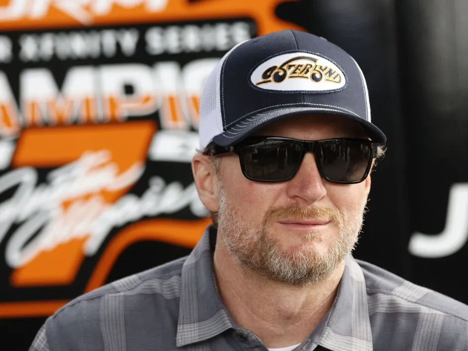 Dale Earnhardt Jr left wondering 'what if' after rumor resurfaces -  Motorsport - Sports - Daily Express US