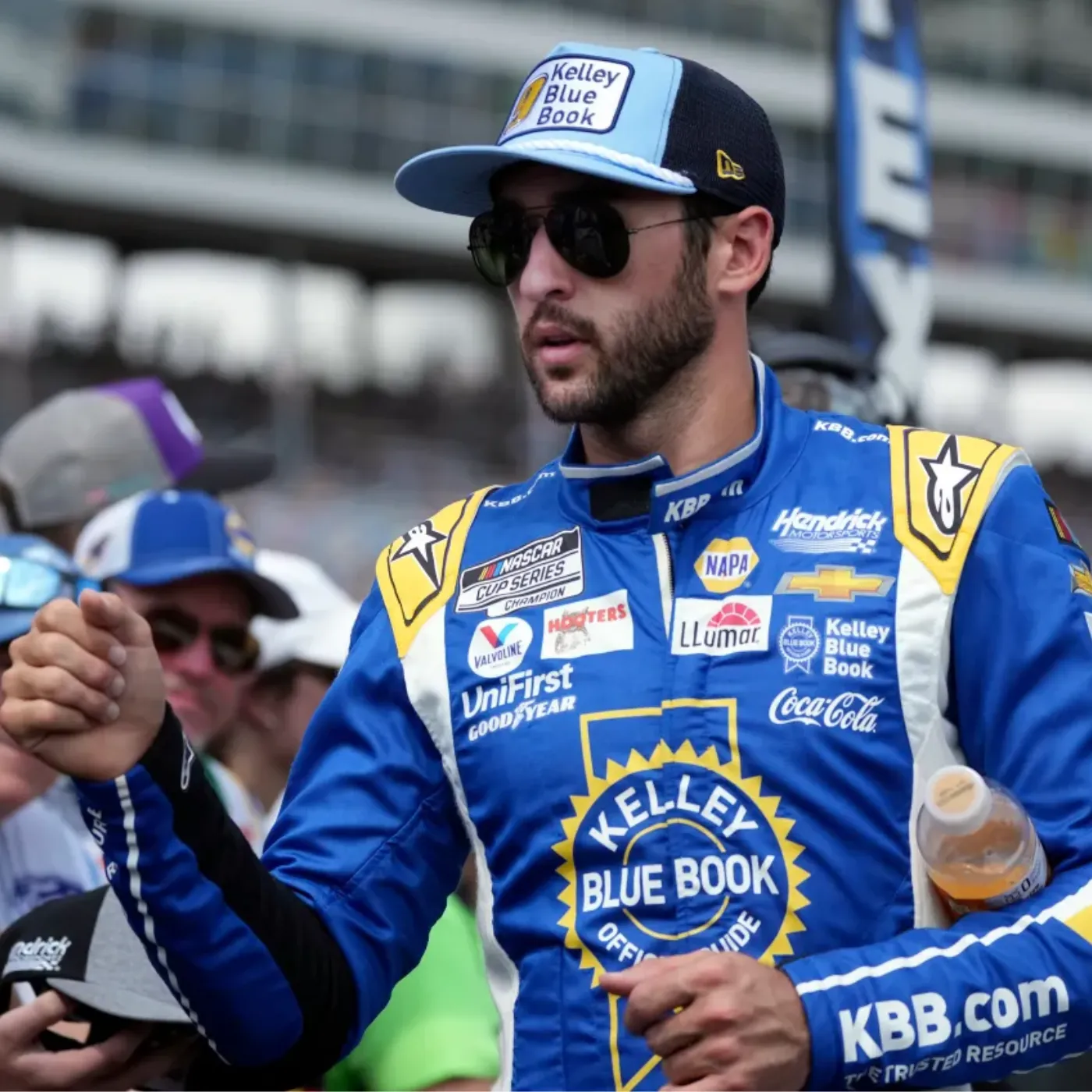 Jeff Gordon and Chase Elliott Shock NASCAR Fans with a Stunning Revelation About Elliott’s Car