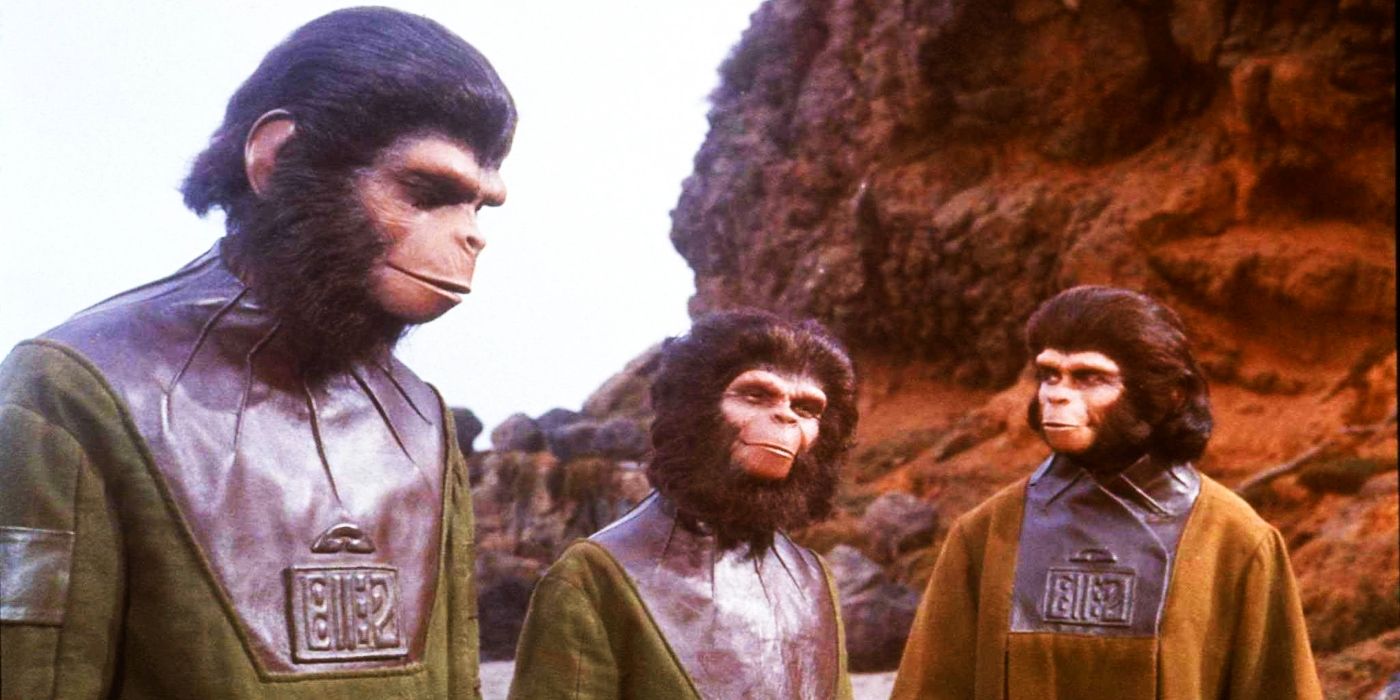 Roddy McDowall, Kim Hunter, and Lou Wagner in Planet of the Apes