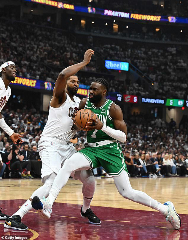 Tristan is back with the Cavaliers, his first NBA team, after stints with the Lakers, Pacers, Kings, and even the opposing team, the Celtics; sen Saturday in Cleveland