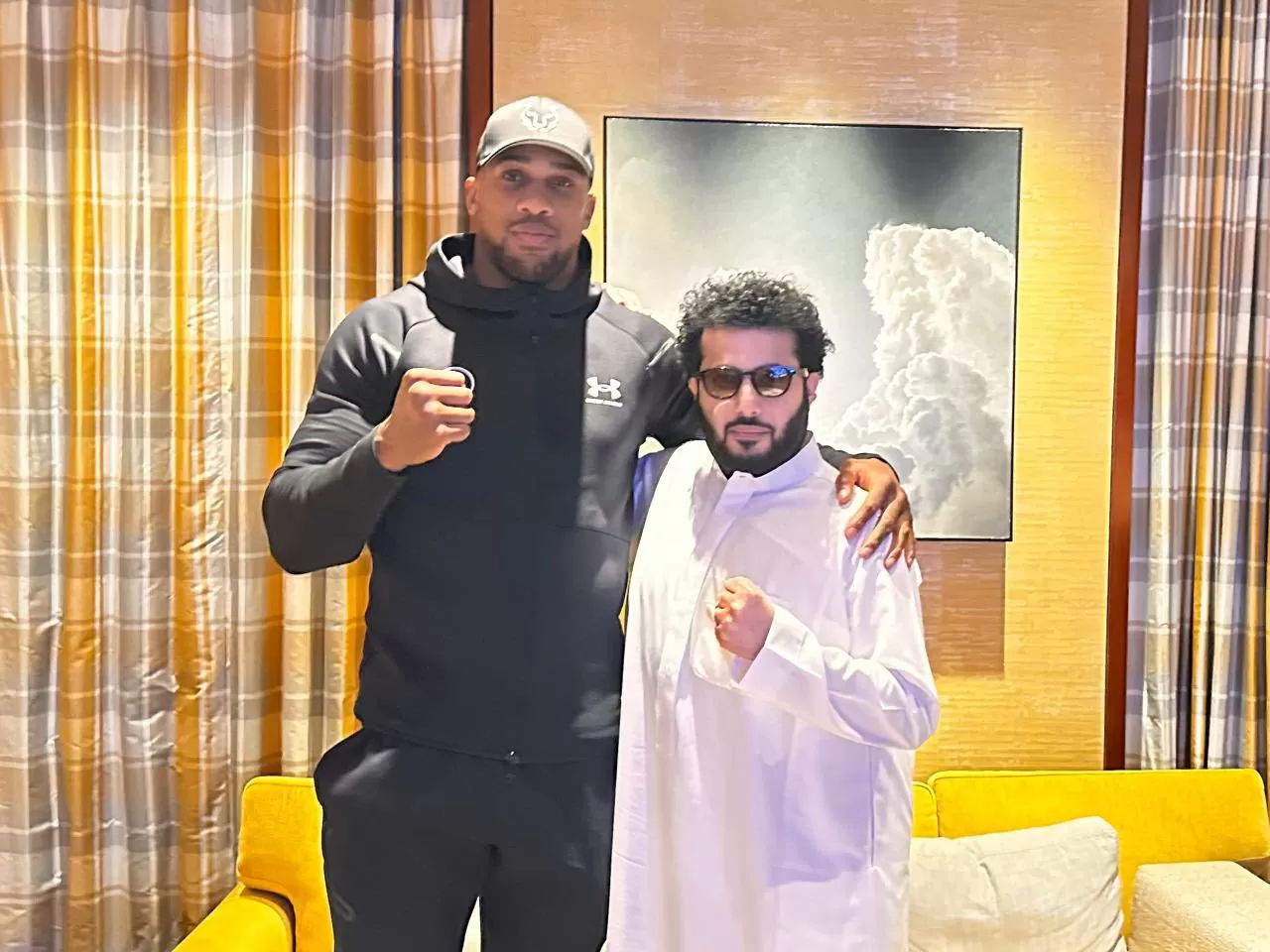 Turki Al Sheikh with Joshua: "We Are Waiting for the Result" - Ready To  Fight