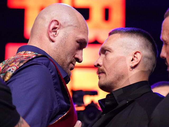 Fury-Usyk title fight rebooked for May 18 | theScore.com