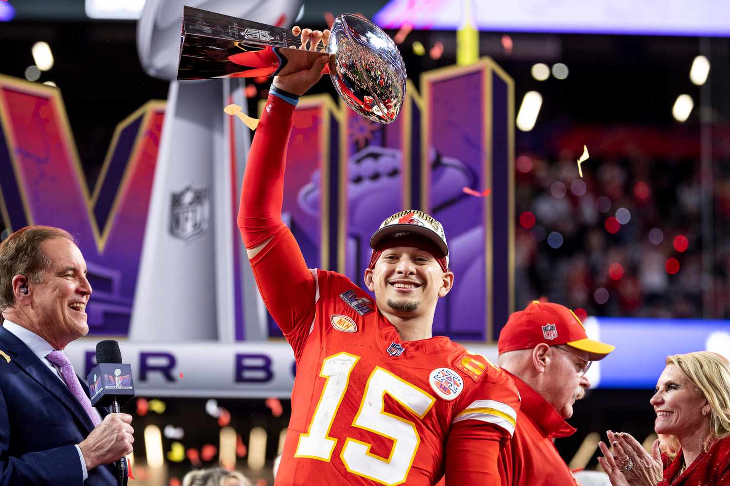 Patrick Mahomes Explains His Fall to the Ground After Super Bowl Touchdown