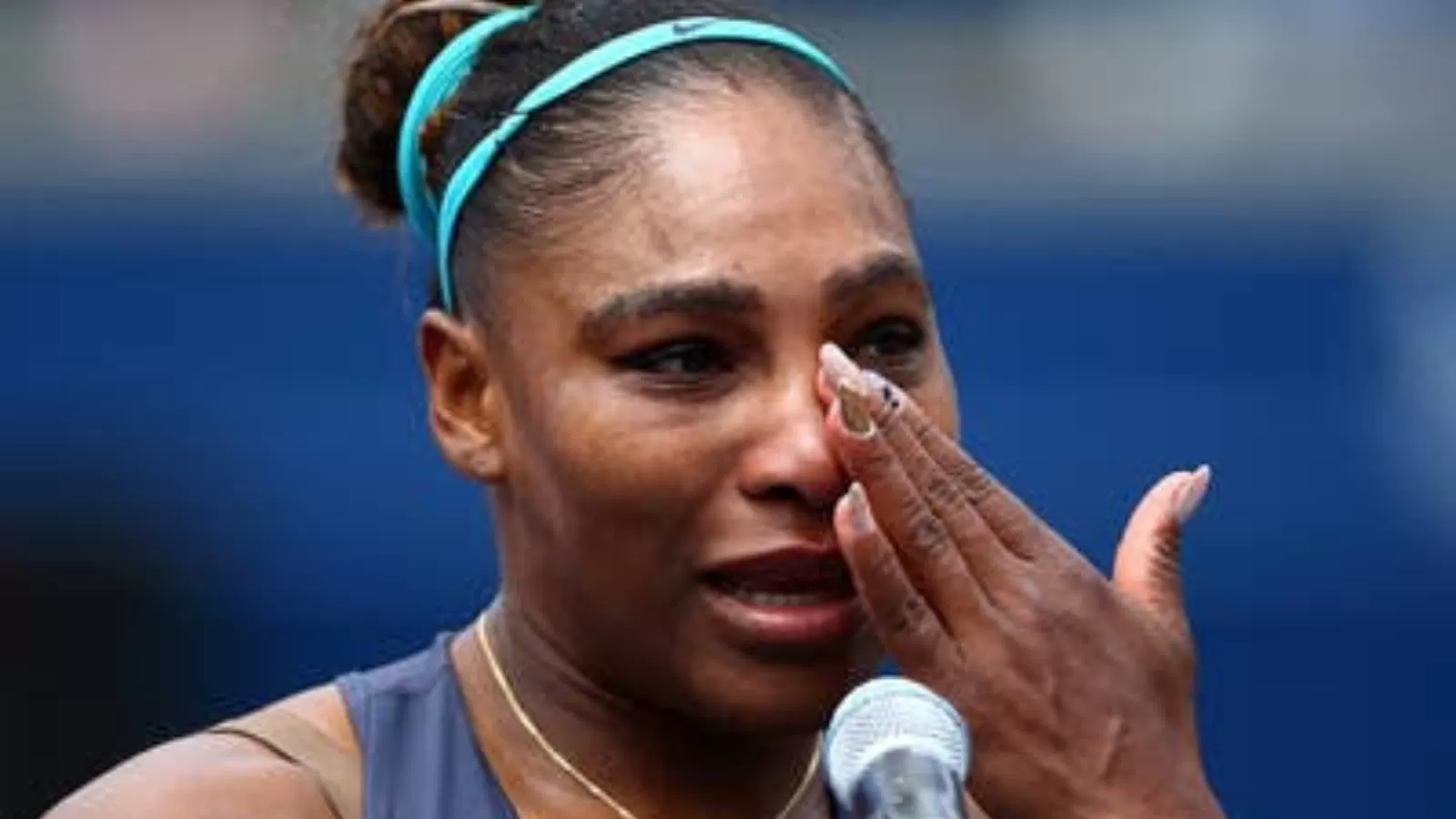 Regardez: "Can't Stop Crying" Serena Williams parlant de la bataille de son  amie contre le cancer dans la dernière vidéo virale vous fera fondre le  cœur - Moyens I/O