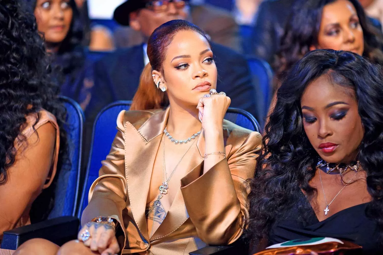 Rihanna's BET Awards Stephen Hill money gag was staged