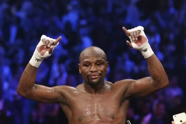 Mayweather Jr: "My career is over" |