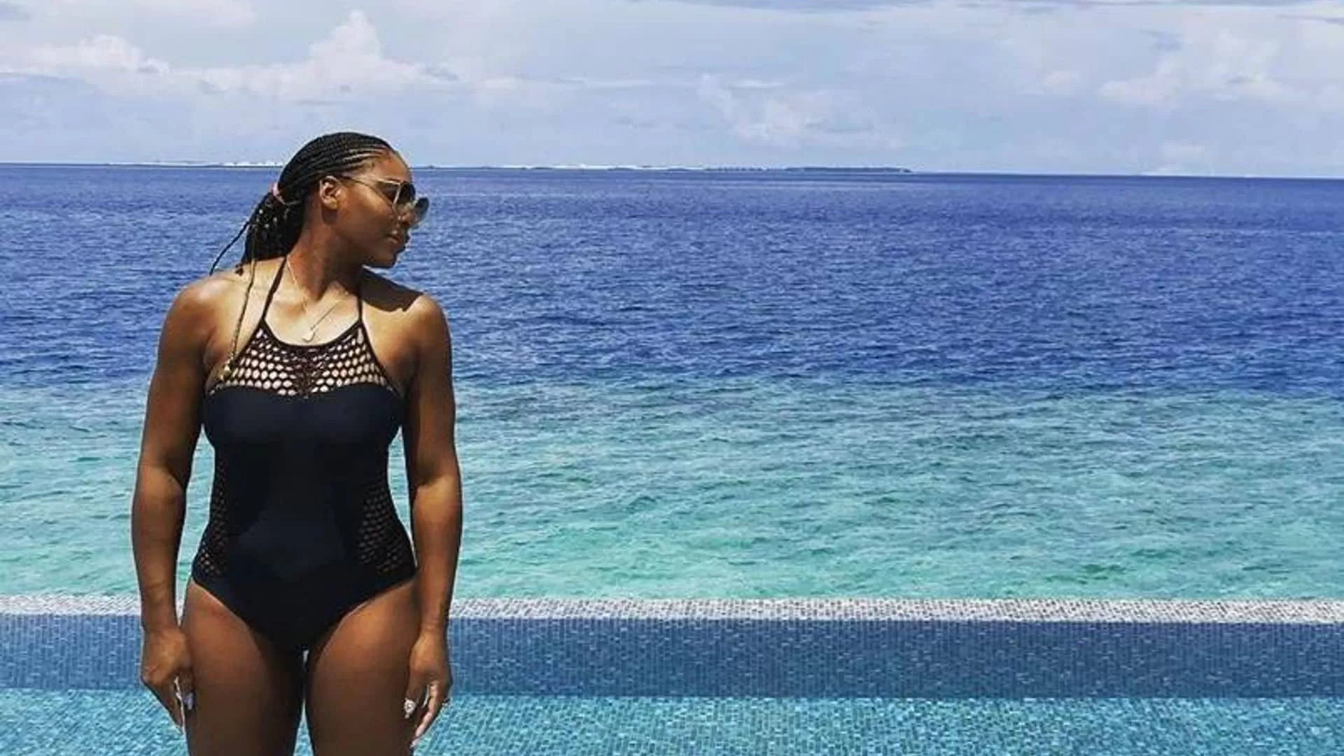 Serena Williams' bikini body vacationing in Maldives