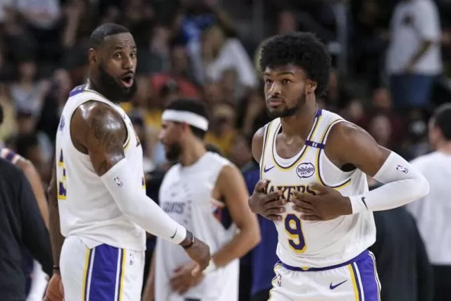 Lakers LeBron James, Bronny James play together in NBA preseason game for  first time