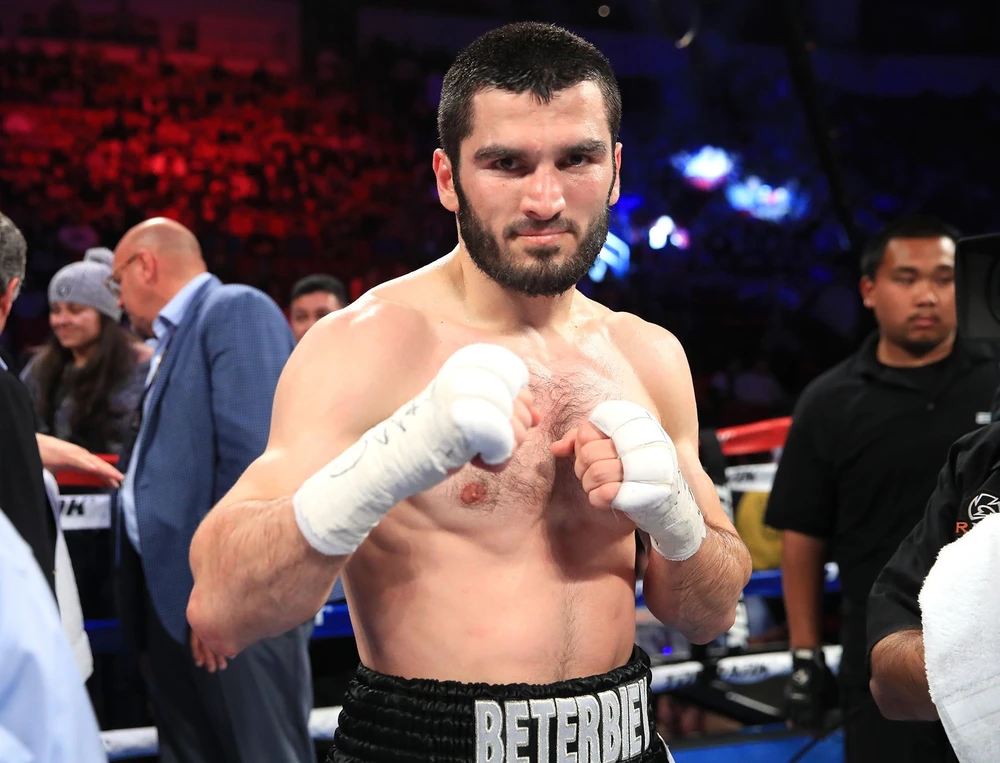 Đàm phán Artur Beterbiev vs Joe Smith Jr khả năng cũng đổ bể: “Beterbiev là người Canada, liên quan gì Nga?”, “Hy vọng chính trị không hủy diệt quyền Anh” | CHUYÊN TRANG THỂ THAO