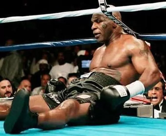 Tự truyện 'Sự thật không tranh cãi' của Mike Tyson (Kỳ 23): “Chết” vì kiêu  ngạo - Bongdaplus.vn