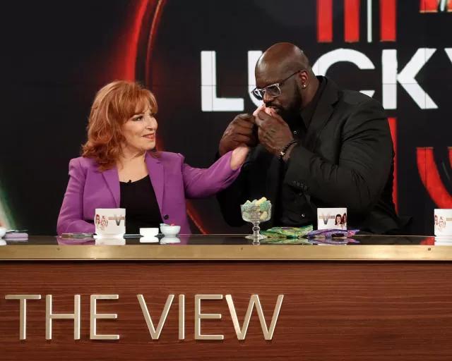 Shaquille O'Neal Addresses Rumor That He Banned Joy Behar From One of His  Restaurants