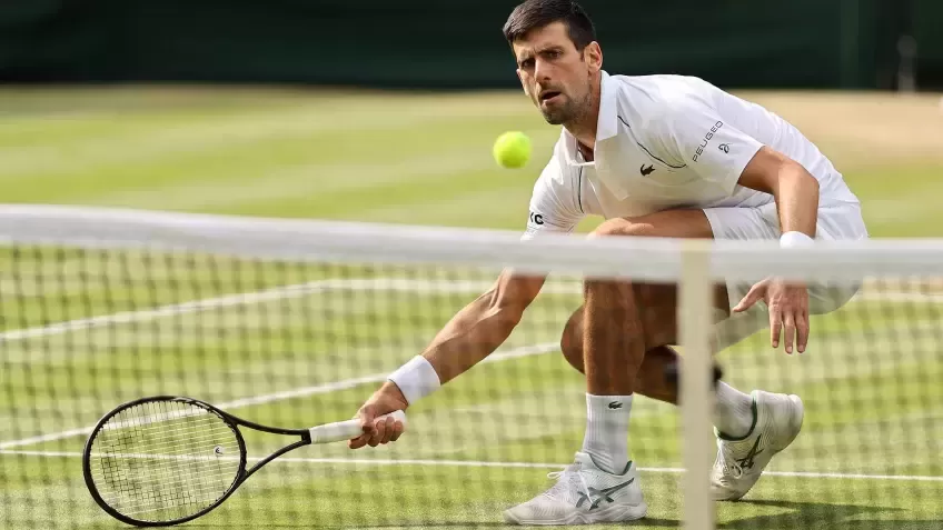 TENNIS NEWS: Federer’s Former Coach Reveals The Humiliating Reason Why Novak Djokovic Cannot Participate In The ATP Finals, Causing Outrage Among Many - Luxury Blog