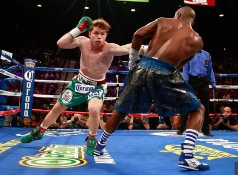 Saul Canelo Alvarez Ungkap Penyebab Kekalahan dari Mayweather