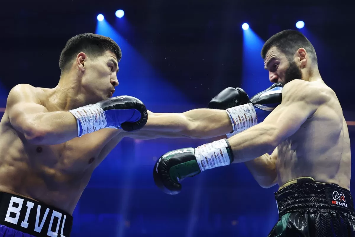 Beterbiev edges past Bivol in controversial result after undisputed fight -  live reaction | The Independent