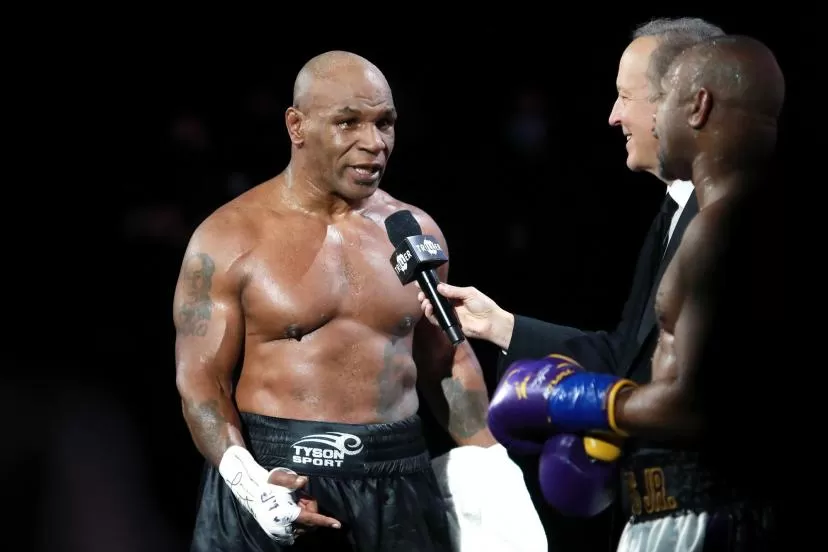 Boxe : Le combat entre Mike Tyson et Jake Paul repoussé en raison des  soucis de santé de Tyson