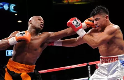 Mayweather/Ortiz- Did Floyd Do Anything Wrong? - Boxing News 24