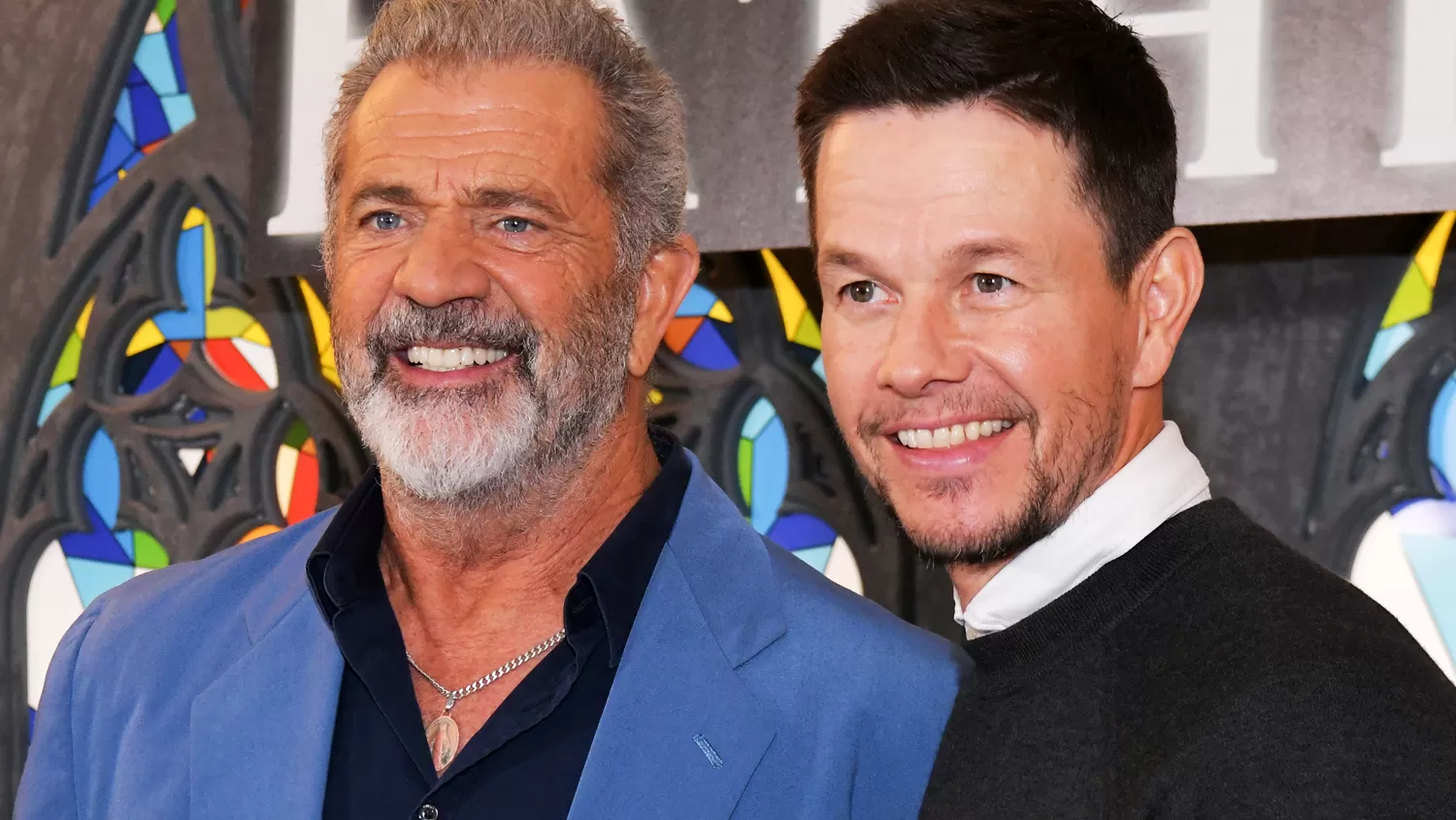 Mel Gibson To Direct Mark Wahlberg In 'Flight Risk' For Lionsgate