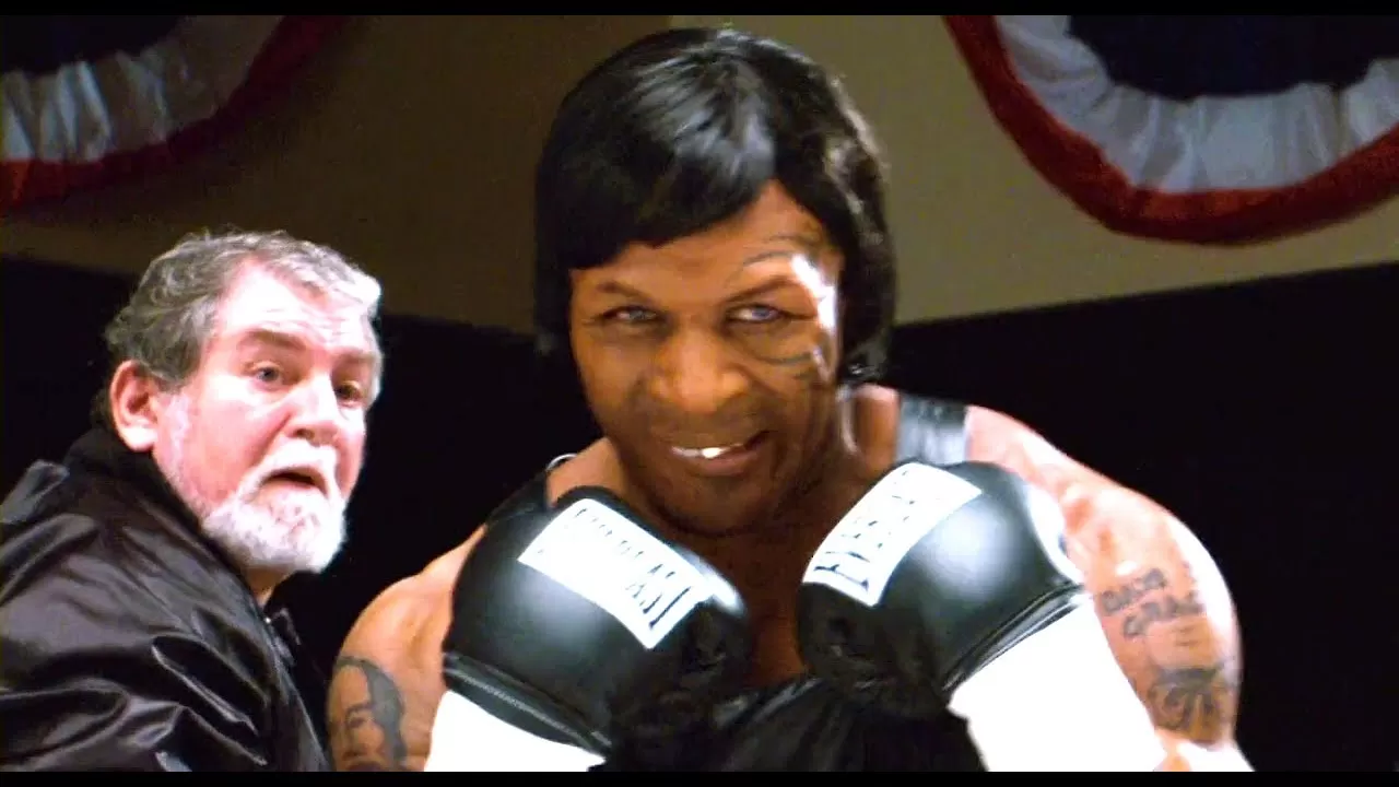 Scary Movie 4 - La hermana de Mike Tyson😂 - YouTube