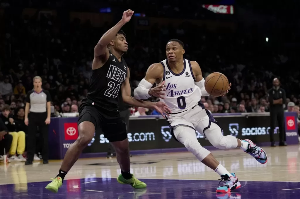 Lakers reset: Russell Westbrook isn't starting, but should he be closing? –  Orange County Register