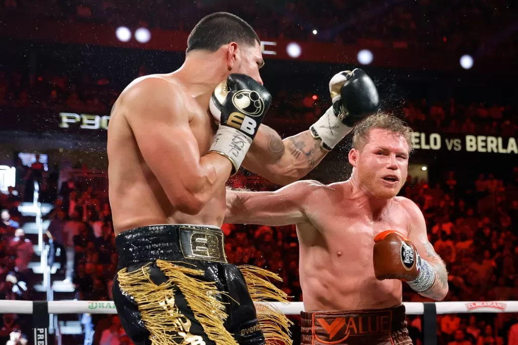 Canelo Alvarez scores dominant win over Edgar Berlanga