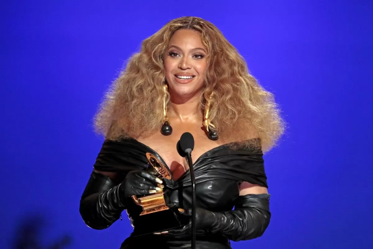 La glorieuse carrière de la « reine de la pop » Beyoncé en chiffres