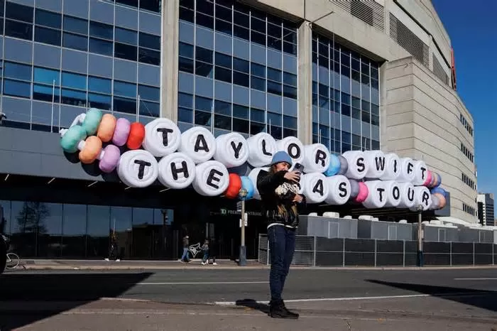 Taylor Swift's Eras tour: Is it Toronto's 'Wildest Dream' for its economy,  or too good to be true?