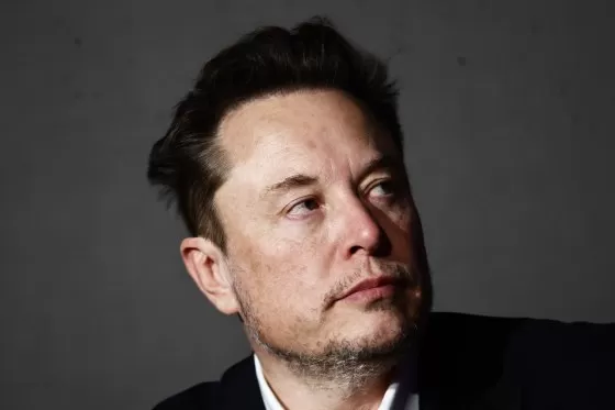 Elon Musk says he won't contribute to Trump or Biden campaigns