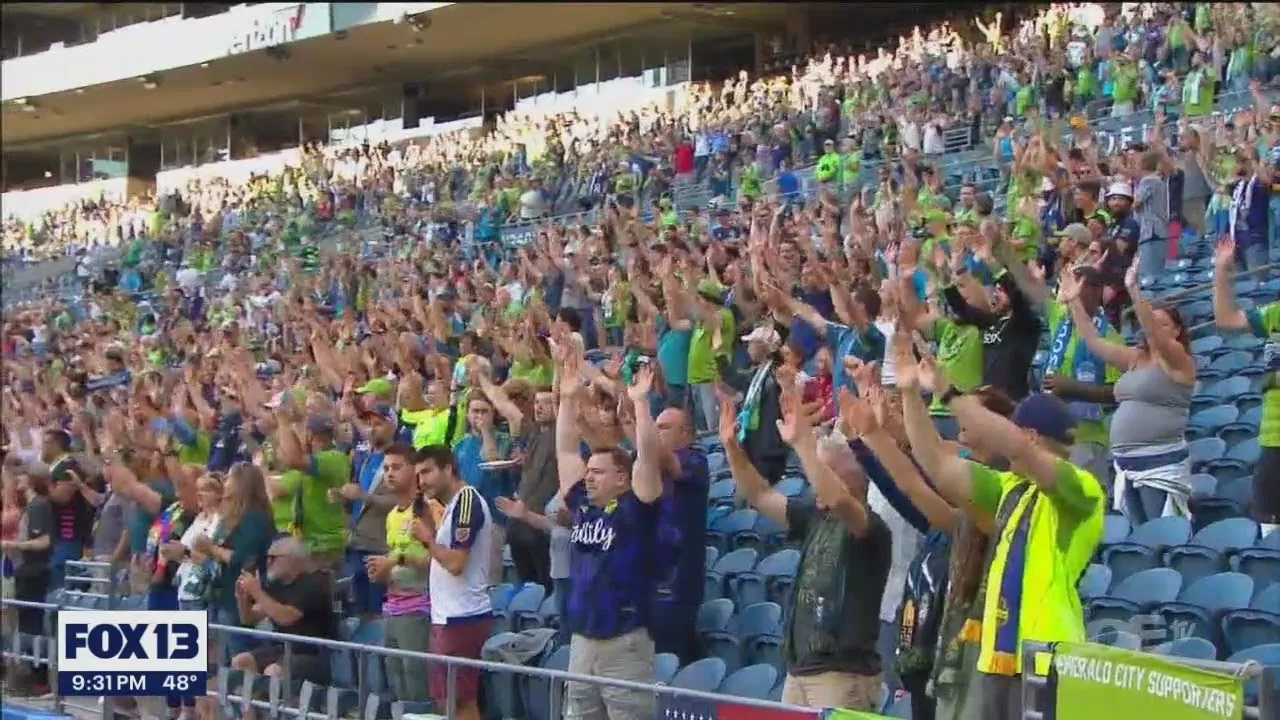 Sounders fans react to FIFA possibly hosting the World Cup in Seattle | FOX  13 Seattle - YouTube