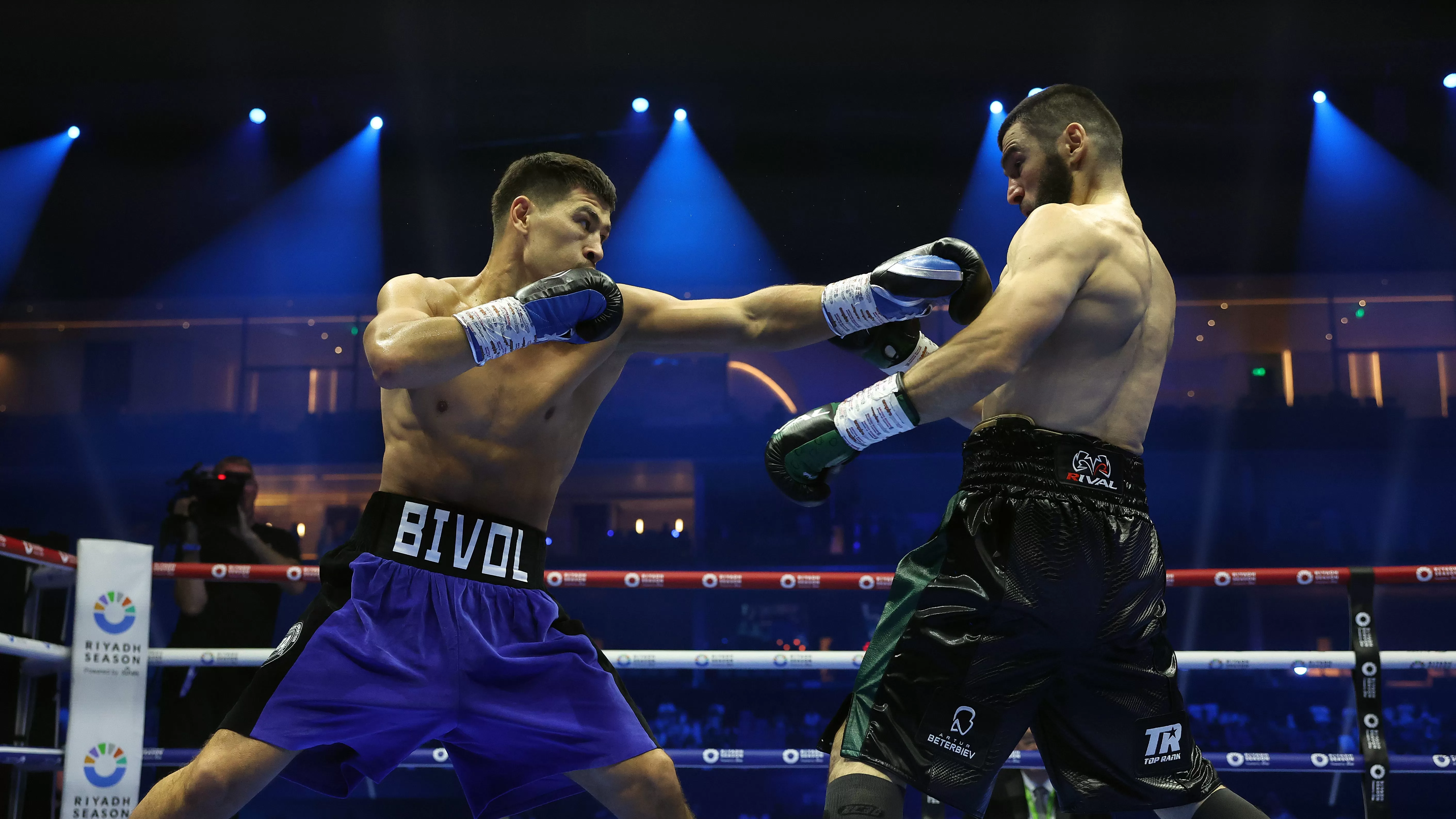 Artur Beterbiev vs Dmitry Bivol: How to watch, time, card