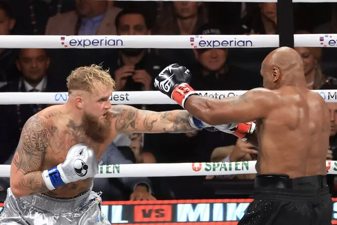 Jake Paul beats 58-year-old Mike Tyson as hits failed to match the hype |  Arab News