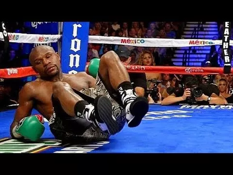 Floyd Mayweather knocked out by his training partner Zab Judah - YouTube