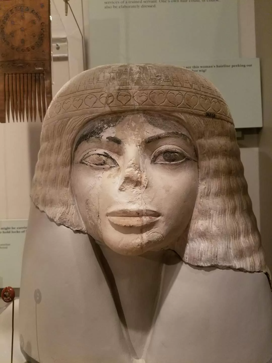 Découverte d'une statue ancienne avec le même visage que le roi de la pop Michael Jackson - Photo 2.