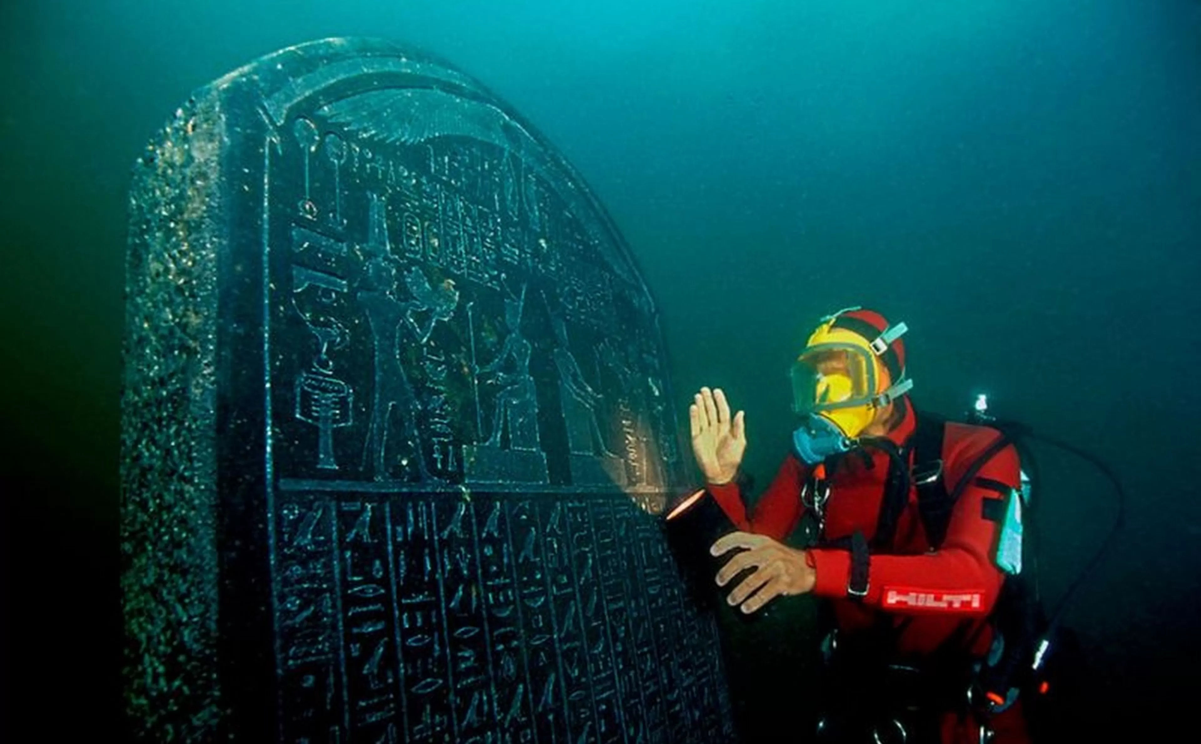 Los secretos de Thonis-Heracleion, la ciudad de los faraones sumergida,  llena de tesoros