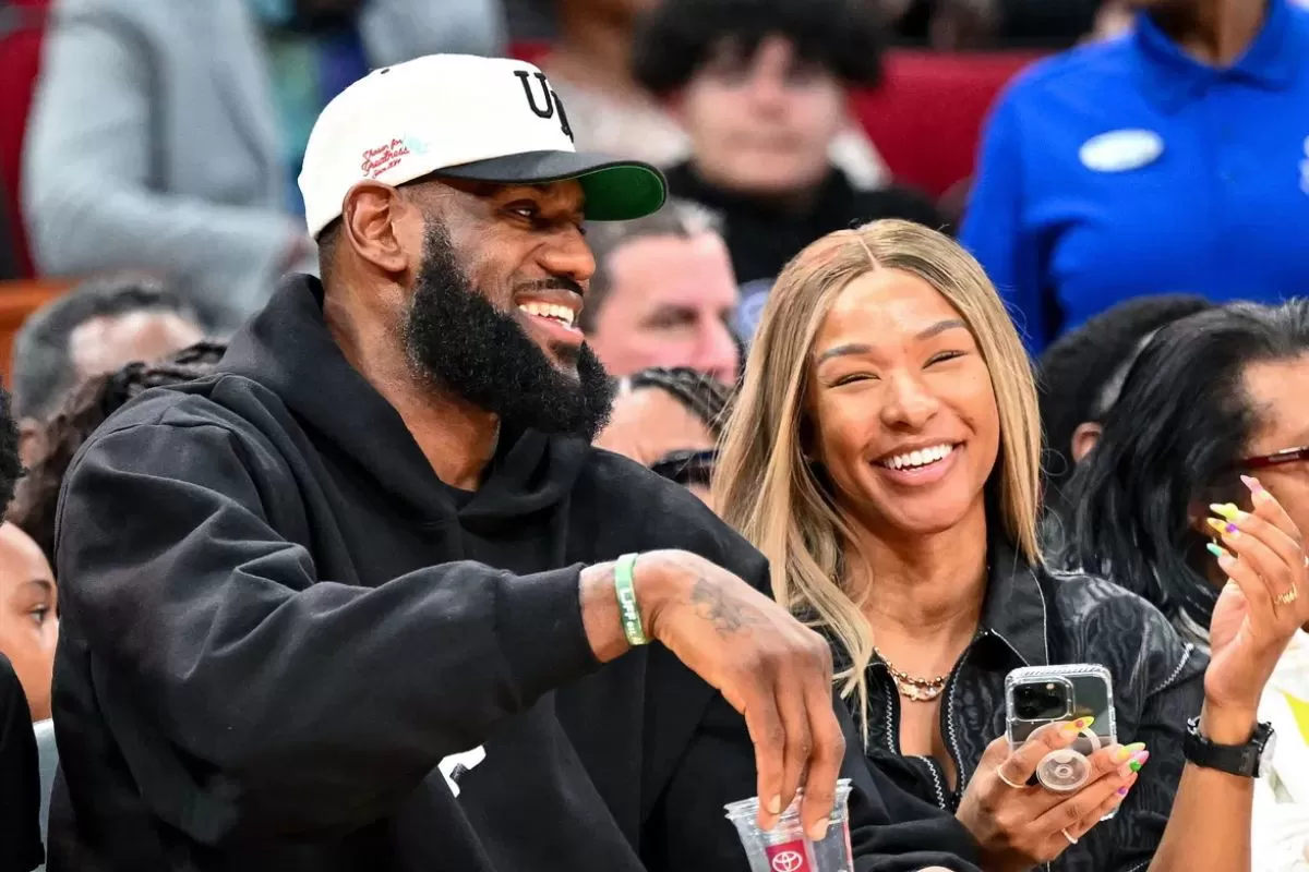 Dated One at a Time”: Savannah James Sheds Light on All Her “Boyfriends”, 2  Years Before Meeting LeBron - EssentiallySports