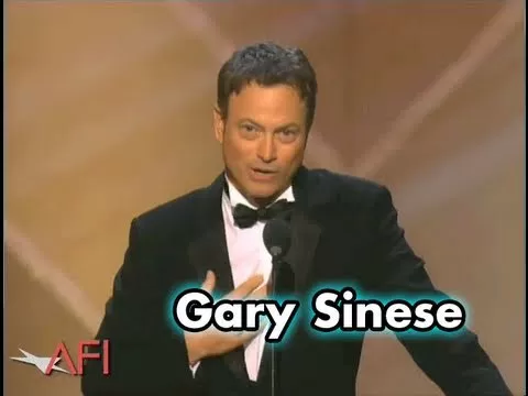 Gary Sinise On Tom Hanks' Destiny - YouTube