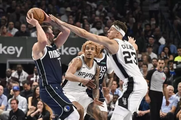 Luka Doncic flirts with triple-double as Mavs top Spurs | WGLO-FM