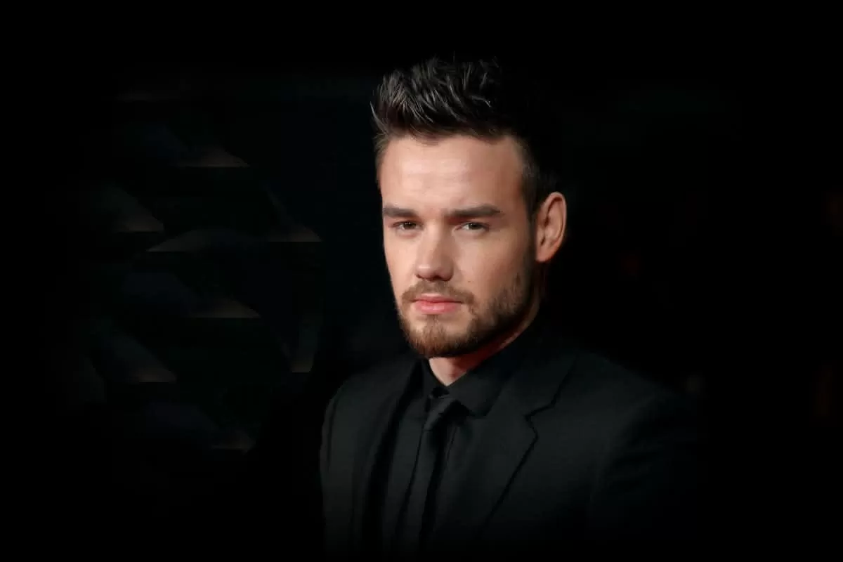 LONDRES, ANGLETERRE - 28 NOVEMBRE : Liam Payne assiste à la première mondiale de