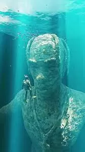 Underwater Statue | TikTok