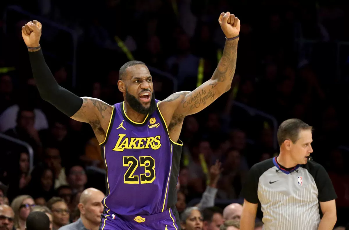 2024 NBA All-Star Game starters: LeBron James' record-setting 20th  appearance headlines selections - Yahoo Sports