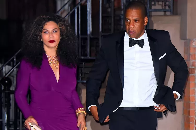 La mère de Beyoncé a pris des mesures choquantes lorsque son gendre Jay-Z a été accusé d'avoir abusé d'une jeune fille de 13 ans - Photo 2.