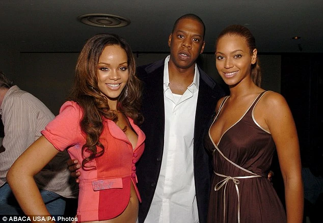 Rộ tin đồn Beyonce từng ly thân do Jay-Z ngoại tình với Rihanna | Vietnam+ (VietnamPlus)